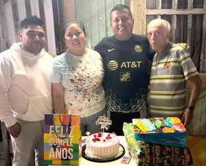 CUMPLEAÑOS DE ALBERTO CARRILLO MORALES