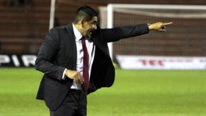¡RICARDO RAYAS NO SERÁ DT DEL RACING!