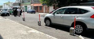 ¡RETIRAN OBJETOS USADOS PARA APARTAR LUGARES EN HOSPITALES!