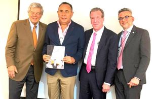 ¡TOMÁS MUNDO FUE A COLOMBIA!