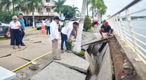 ¡SE HUNDE EL MALECÓN DE ALVARADO! - *Trabajos en zona federal, ocurrió en la madrugada