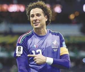 ¡PRESUME OCHOA SU PARCHE ‘LEGACY’ DE LA FIFA!