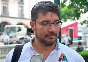 ¡YA NO QUIEREN APAGONES EN ALVARADO! - *La CFE empieza a renovar líneas eléctricas