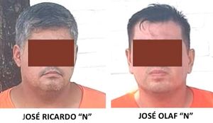 ¡CAEN LOS ASALTANTES DEL DIPUTADO HECTOR YUNES! - LE ARRANCARON UNA CADENA DE ORO CON VALOR DE 60 MIL PESOS CUANDO CORRIA EN EL BULEVAR