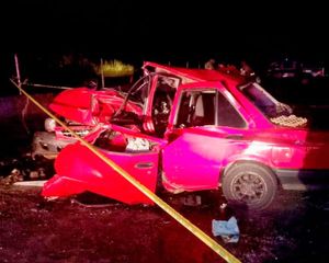 ¡MUERE ABOGADO EN CARRETERAZO! - SE IMPACTÓ CONTRA EL MURO DE CONCRETO DE CONTENCIÓN EN EL TRAMO JÁLTIPAN-ACAYUCAN