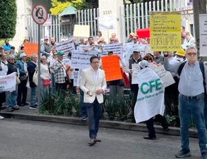 ¡FRENAN JUECES AMPAROS! - LO QUE FALTABA
