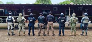 ¡ASEGURAN 108 ARMAS LARGAS EN TRES CATEOS!