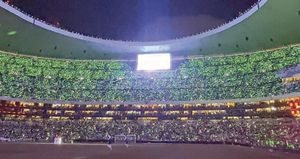 ¡COBRA FIFA POR PONER TU NOMBRE EN LA PANTALLA DEL ESTADIO!