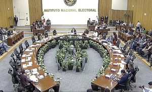 ¡INE DESCARTA EVALUAR IDEOLOGÍAS PARA NUEVOS PARTIDOS!