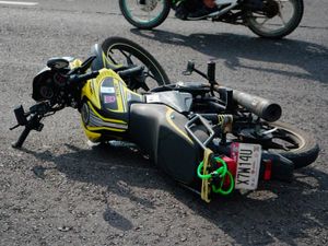 ¡MOTOCICLISTA MURIÓ POR DERRAPÓN EN LA CURVA DE PASO COLORADO!
