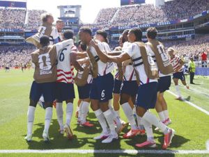 ¡USA SACA BOLETO A LA SEGUNDA RONDA!