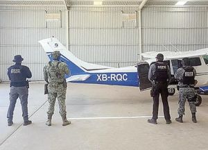 ¡ASEGURAN AERONAVE CON COCAÍNA!
