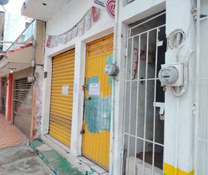 ¡ASEGURAN MÁQUINAS TRAGAMONEDAS Y CLAUSURAN NEGOCIO EN EL VERGEL!