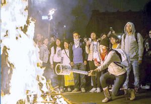 ¡CNTE Y AYOTZINAPA CONVOCAN A MARCHA DE LAS ANTORCHAS!