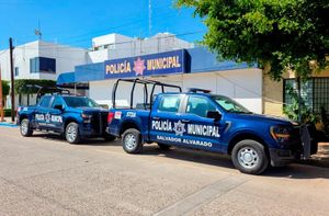 ¡INTRÉPIDO LADRÓN LE ROBÓ LA PATRULLA A POLICÍAS DE ALVARADO!