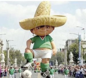 ¡DESFILE MUNDIALISTA!