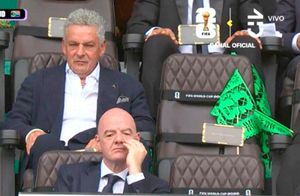¡LA ‘SILLA VACÍA’! - *A pesar de ser la representante, no sentaron a Yolette junto al presidente de la FIFA