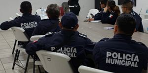 ¡RULETERO DROGÓ CON UN JUGO A PASAJERO PARA ROBARLE DINERO Y LAS BOTAS!