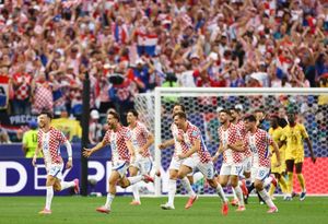 ¡CROACIA VENCE A GHANA Y SE MANTIENE!