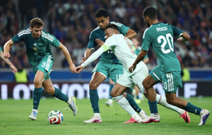 ¡COMANDA OLISE TRIUNFO DE FRANCIA ANTE IRLANDA DEL NORTE, 3-1!