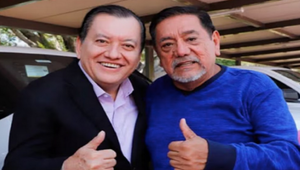 ¡RECTOR DE LA UAGRO SOLICITA LICENCIA PARA BUSCAR CANDIDATURA DE MORENA PARA GUBERNATURA DE GUERRERO!