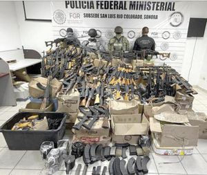 ¡GOLPEAN AL CRIMEN ORGANIZADO CON ASEGURAMIENTO DE 81 ARMAS LARGAS!
