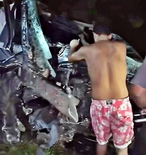 ¡UN PRENSADO Y VARIOS HERIDOS POR CARRETERAZO EN TLALIXCOYAN!