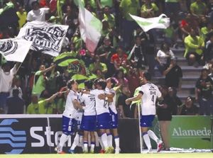 ¡SORPRENDE PUEBLA A BRAVOS EN LA FRONTERA!
