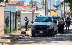 ¡OPERATIVO DE LA FGE EN PALMAS DEL COYOL!