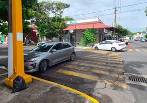 ¡“TORTAZO” DE AUTOS ASIÁTICOS!