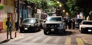 ¡LA TROPA SITIÓ LA HUACA! - ELEMENTOS DE LA FGR CATEARON UN DOMICILIO POR DOS HORAS