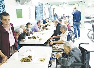 ¡ABANDONAN A ABUELITOS EN EL ASILO COGRA!