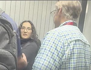 ¡AUMENTA ICE LOS ARRESTOS EN AEROPUERTOS DE EU!