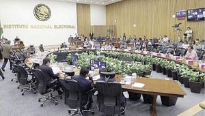 ¡ESTÁ INE 'CIEGO' ANTE CAMPAÑA ADELANTADA!