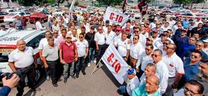 ¡PROTESTAN TAXISTAS! - OTRA VEZ