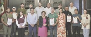 ¡RECONOCEN A ENTRENADORES DEL PUERTO DE VERACRUZ!