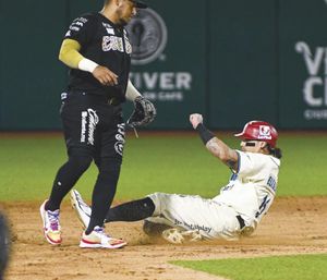 ¡EL ÁGUILA GANA 11-5 A QUERÉTARO!