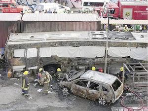 ¡NIÑO DE 11 AÑOS MANEJA CAMIONETA Y MATA A OCHO MONJES EN TAILANDIA!