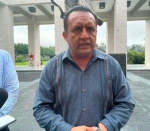 ¡ALCALDE NIEGA TODO! - DE IXHUATLÁN DEL SURESTE