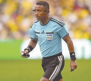 ¡DESIGNAN A IVÁN BARTON COMO ÁRBITRO PARA EL FRANCIA-ESPAÑA!