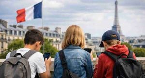 ¡FRANCIA VETA LAS REDES SOCIALES A MENORES DE 15 AÑOS!