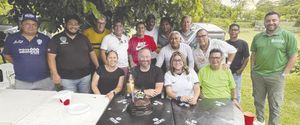 ¡FAMILIA DE LA LIGA “PIRATA FUENTE” AGASAJÓ A SU PRESIDENTE POR CUMPLEAÑOS!