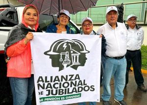 ¡PROTESTAN EN LA CFE! - LOS JUBILADOS