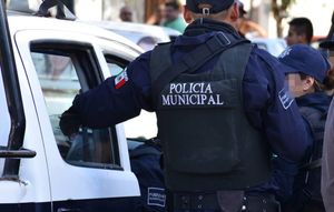 ¡“NINJAS” ATRACAN A MOTOCICLISTA EN EL CENTRO HISTÓRICO!