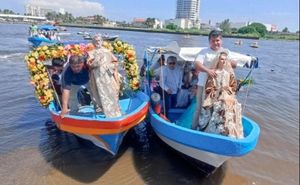 ¡Y PASEAN A LA SANTA ANA!