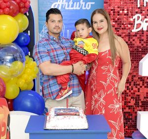 AL ESTILO DE “CARS” ARTURO GIESE CELEBRA SUS 3 AÑOS