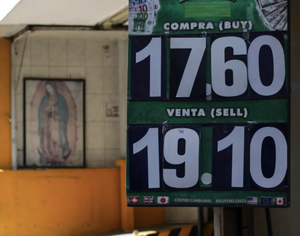 ¡PESO AVANZA PESE AL FORTALECIMIENTO DEL DÓLAR POR TENSIÓN ENTRE IRÁN Y EU!