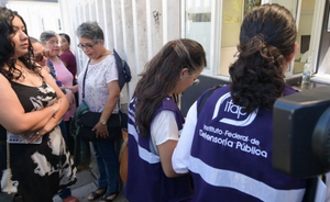 ¡DESPIDE A 43 ABOGADOS DE LA DEFENSORÍA PÚBLICA Y ELIMINA PLAZAS!