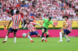 ¡GANA CHIVAS A JUÁREZ DE ÚLTIMO MINUTO!