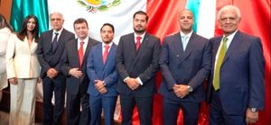 ¡LOS GALARDONAN!